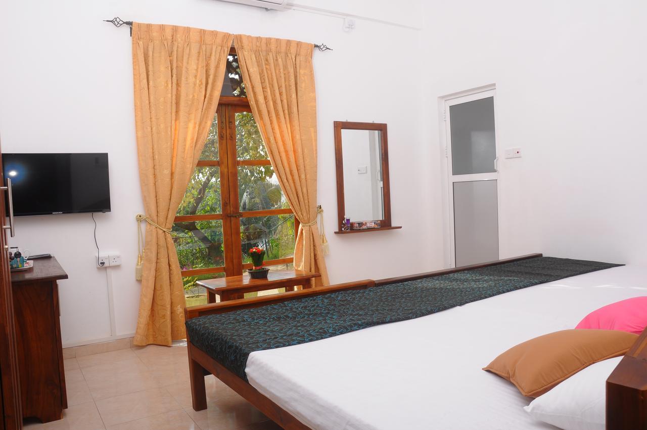 Colombo Hotel By Colombo Village Extérieur photo